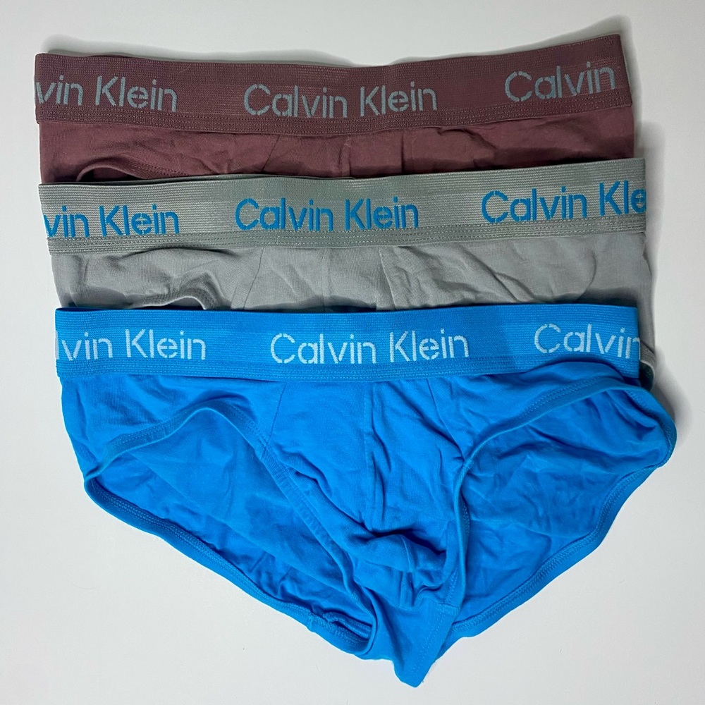 Pre-owned 3 pairs small Calvin Klein Stencil briefs